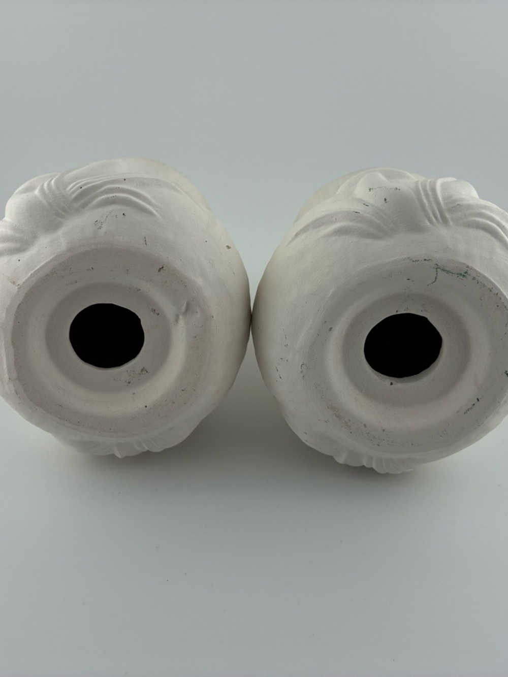 Vintage‎ White paintable Ceramic Mushroom Salt and Pepper Shakers - Set of 2 - Picture 5 of 6